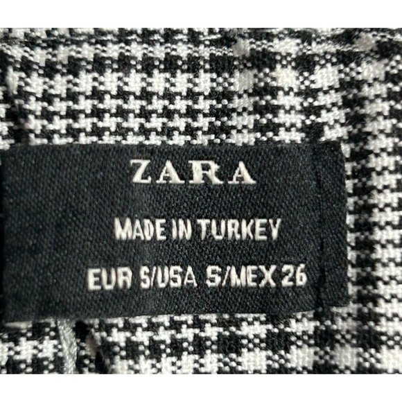 Zara‎ Womens Size Small Black White Plaid Elastic Shorts with Belt Pockets - Picture 5 of 7